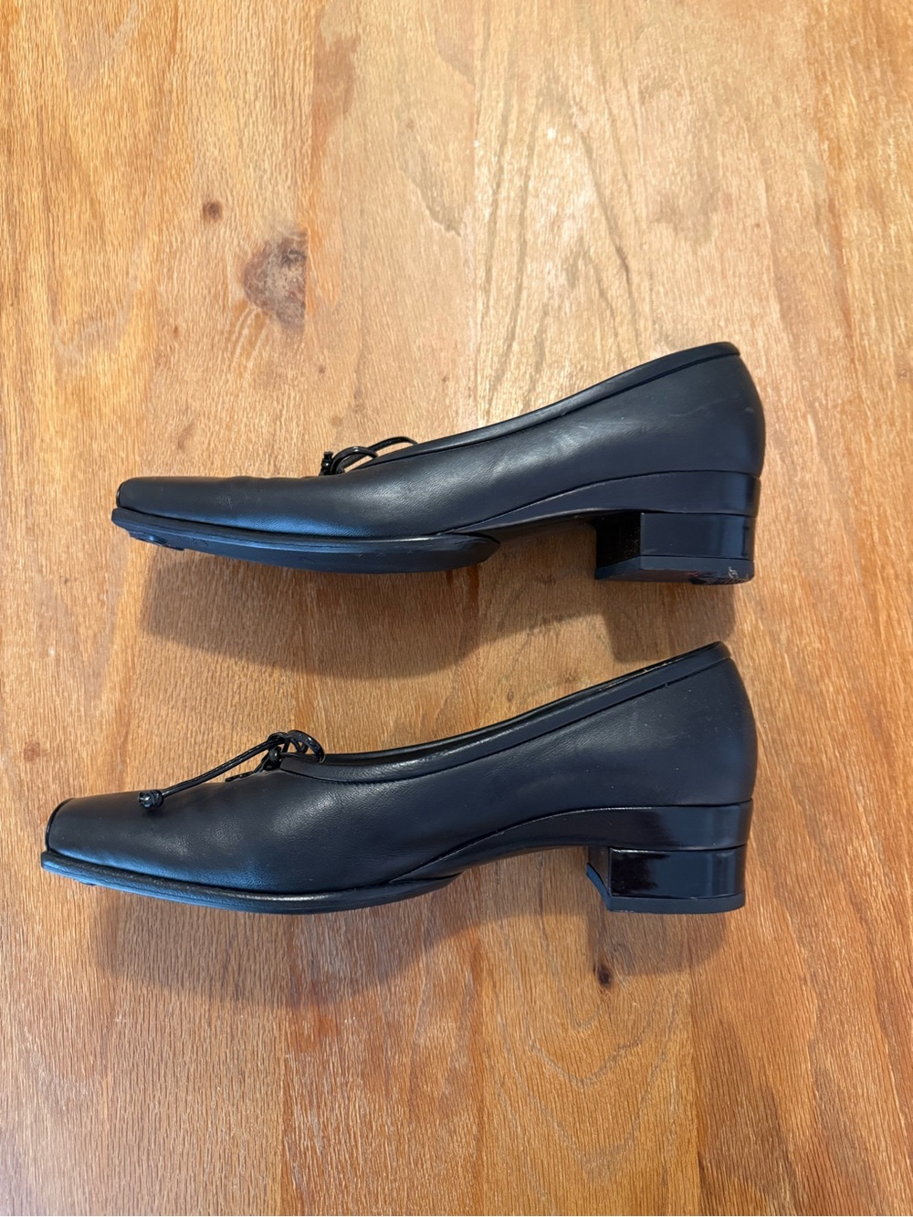 Chanel Heels - Picture 5 of 9
